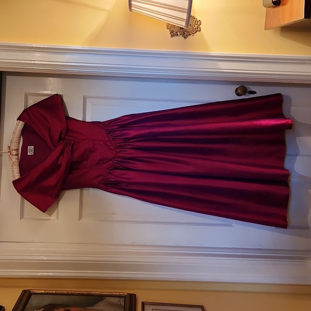 Laura Ashley silk dress Size 4 Evening/Prom